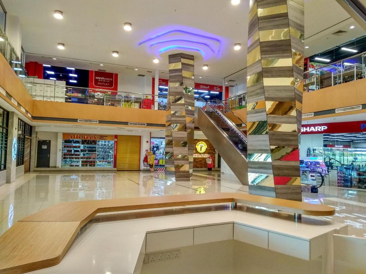 Azfa Suite13 At De Centrum Putrajaya-Bangi Kajang Ngoại thất bức ảnh